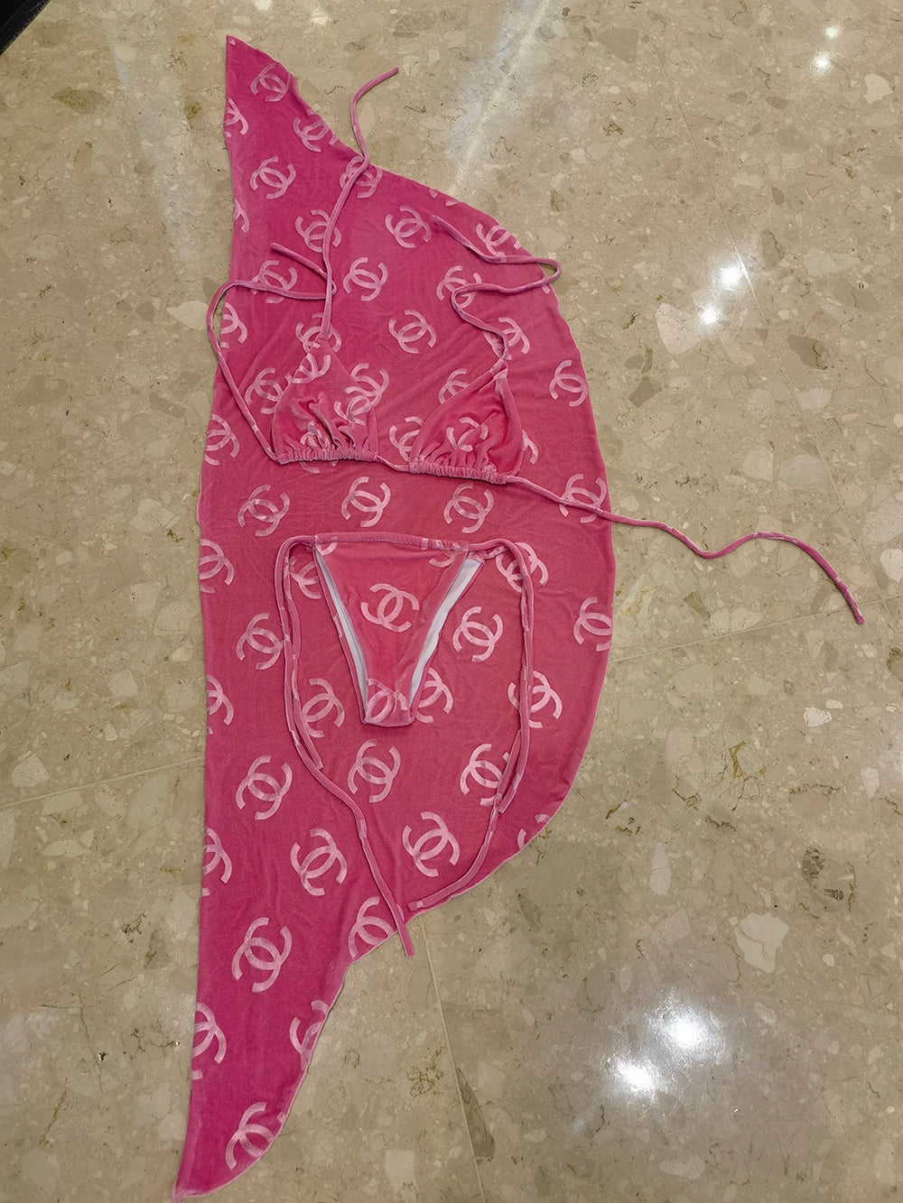 PINKY CHANEL