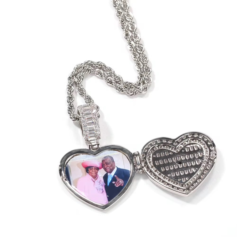 4EVA IN MY HEART LOCKET (PREORDER)